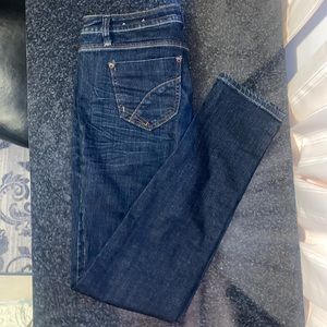 Kensie Denim Slim Cut Low Rise Jeans